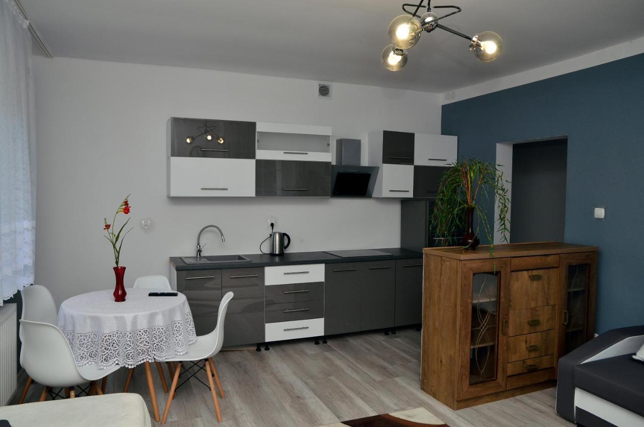 Gosciniec Zapiecek Stronie Slaskie Exterior foto