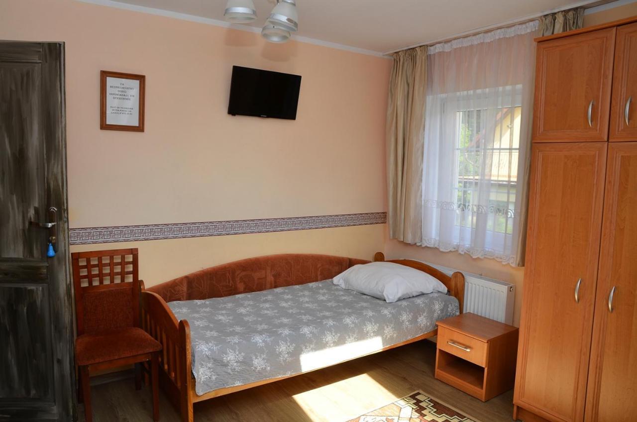 Gosciniec Zapiecek Stronie Slaskie Exterior foto